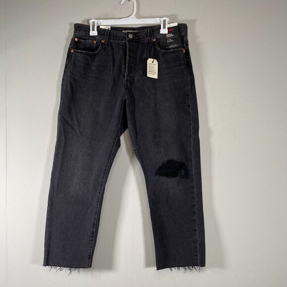 Levi's Premium Wedgie Straight Denim Jeans Women 32 Black Distressed Raw Hem NWT - Picture 1 of 15